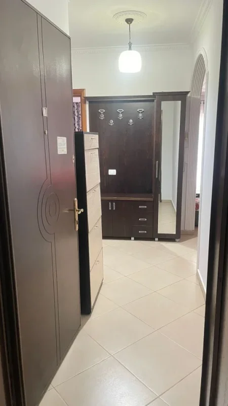 Tirane, jepet me qera apartament 2+1 Kati 3, 90 m² 430 € (Jepet me Qera Super Apartamenti 2+1 ne Astir.)