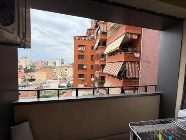 Tirane, jepet me qera apartament 1+1 Kati 4, 83 m² 600 € (Myslym Shyri)