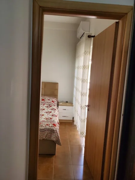 Tirane, Yzberisht shitet apartament 1+1 Kati 8, 65 m² 95000 €