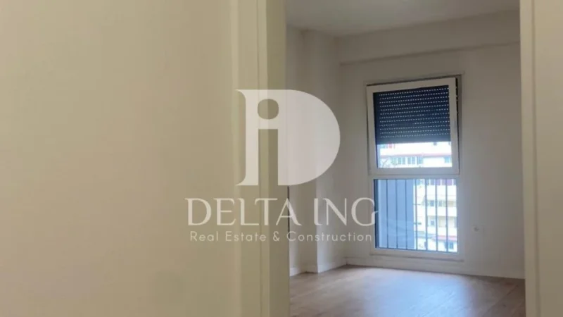 Tirane, jepet me qera ambjent biznesi Kati 5, 75 m² 700 € (Kompleksi Olimpik)