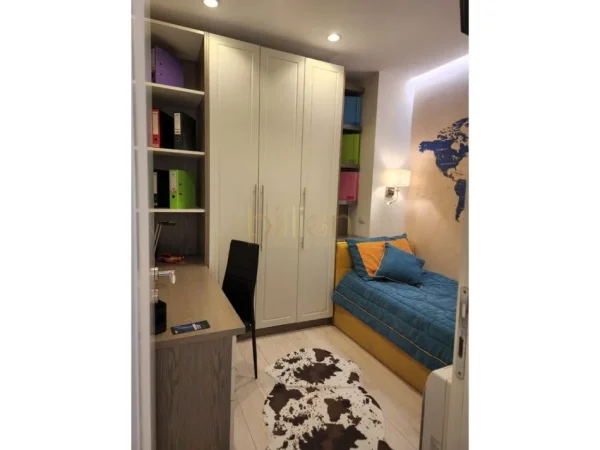 Tirane, jepet me qera apartament 2+1 Kati 19, 95 m² 1.700 € (Stadiumi Arena, Tirana, Albania)
