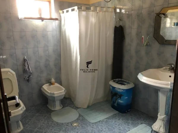 Sarande, shitet apartament 2+1+Ballkon Kati 1, 272 m² 250.000 € (SARANDE)