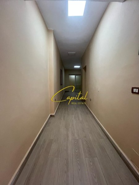 Tirane, jepet me qera ambjent biznesi Kati 0, 60 m² 550 € (VASIL SHANTO)