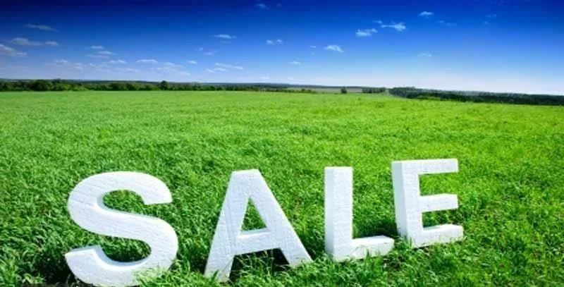 Tirane, shitet toke , 3.590 m² 825.700 € (Sauk)