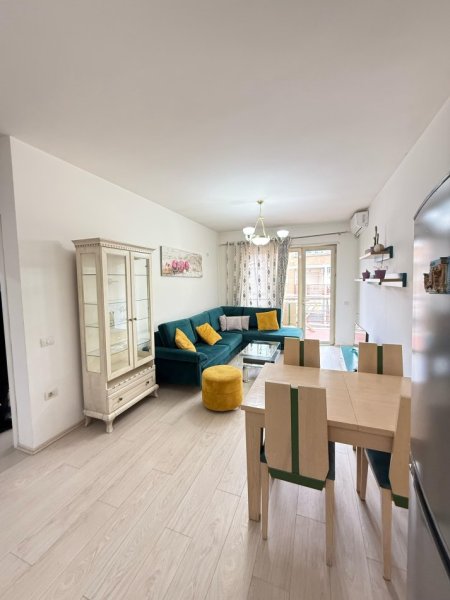 Tirane, jepet me qera apartament 1+1 Kati 9, 70 m² 600 € (Vizion Plus)