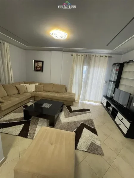 Tirane, jepet me qera apartament 2+1 Kati 3, 100 m² 700 € (kodra e diellit 1)