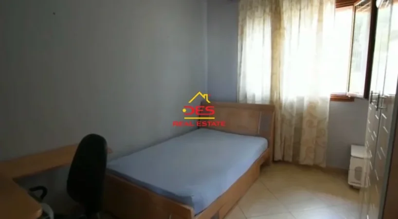 Vlore, shitet shtepi Kati 1, 134 m² 250.000 € (Rruga Dhimitër Konomi)