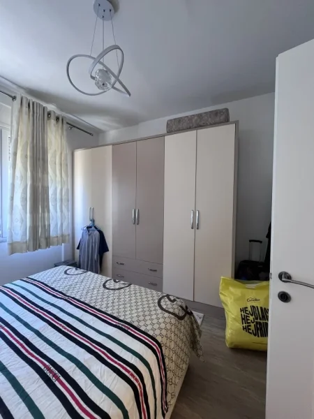 Tirane, shitet apartament 1+1+Ballkon Kati 5, 76 m² 140.692 € (Casa Bosco, Don Bosko)