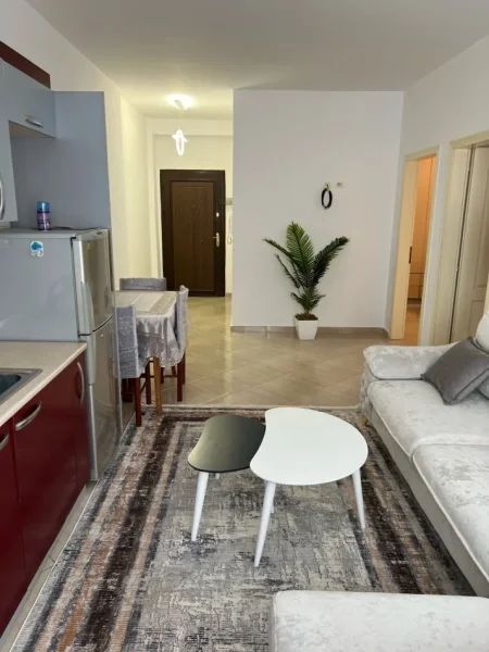 Tirane, jepet me qera apartament 2+1+Ballkon Kati 2, 75 m² 430 € (Astir bar santana)