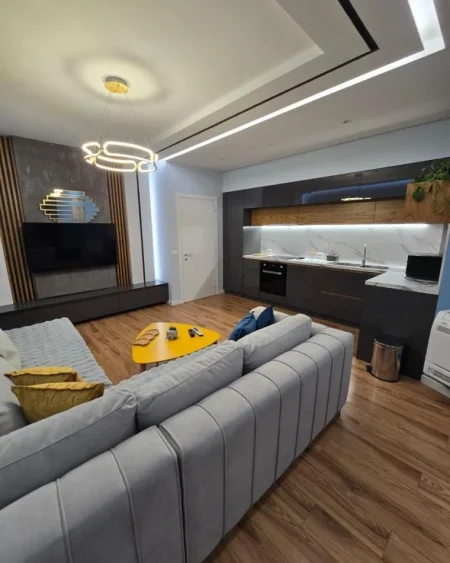 Tirane, jepet me qera apartament 2+1 Kati 4, 85 m² 650 € (Rr. Hamdi Sina te Liqeni i Thate)