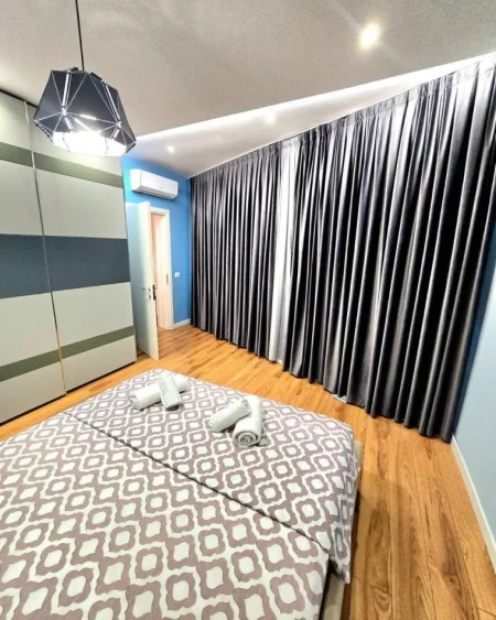 Tirane, jepet me qera apartament 2+1 Kati 4, 85 m² 650 € (Rr. Hamdi Sina te Liqeni i Thate)