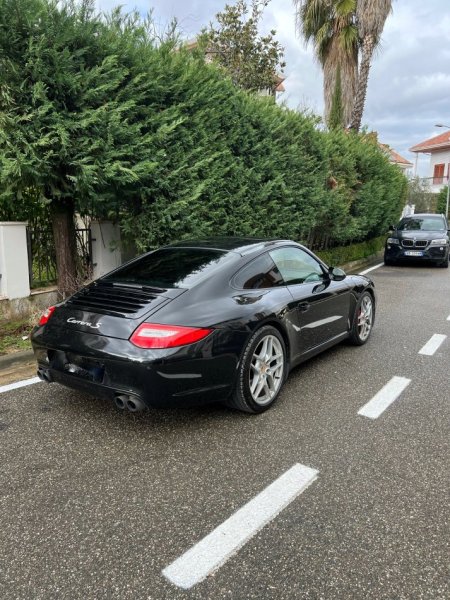 Tirane, shes makine Porsche 911 Carrera S Benzin, e zeze automatik Kondicioner 102.000 km 65.000 €