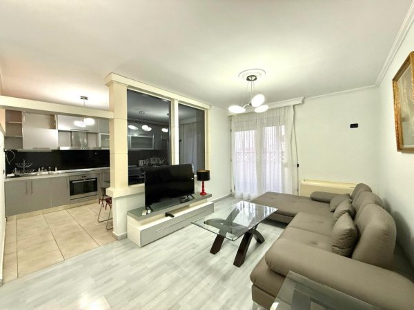 Shtepi me Qera: 2+1+2wc + Verande ||📍Grepi i Arte- Ish Ekspozita || 125m² || 720 €/ Muaj