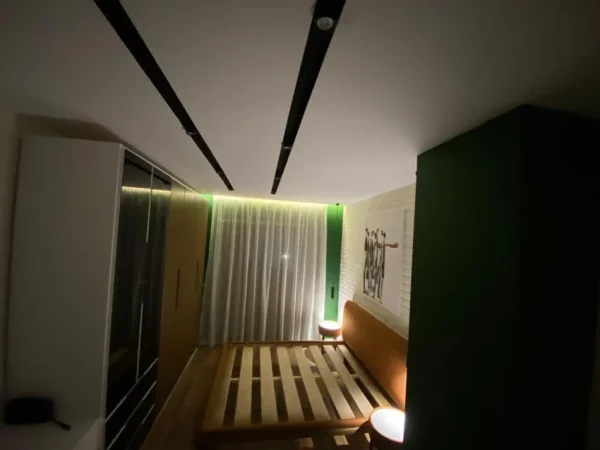 Tirane, jepet me qera apartament 1+1 Kati 2, 77 m² 450 € 