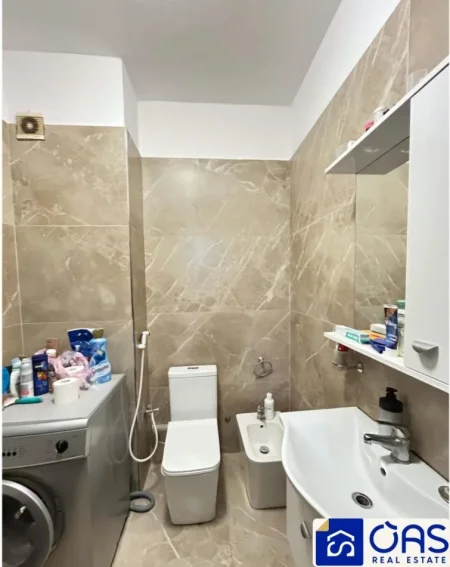 Tirane, jepet me qera apartament 1+1 Kati 6, 75 m² 600 €