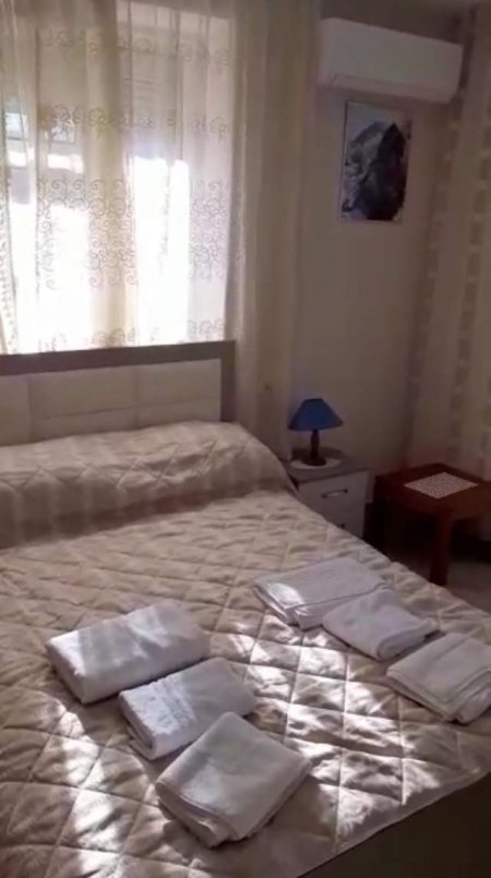 Tirane, jepet me qera apartament 2+1+BLK Kati 3, 62 m² 400 Euro (Shkolla Misto Mame)