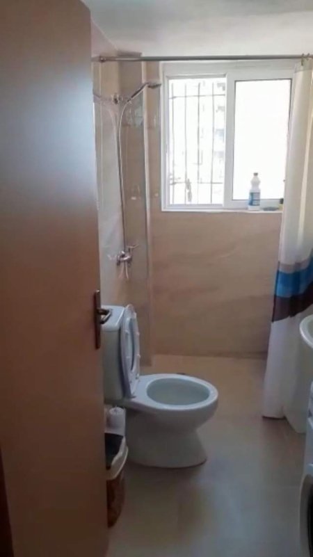 Tirane, jepet me qera apartament 2+1+BLK Kati 3, 62 m² 400 Euro (Shkolla Misto Mame)
