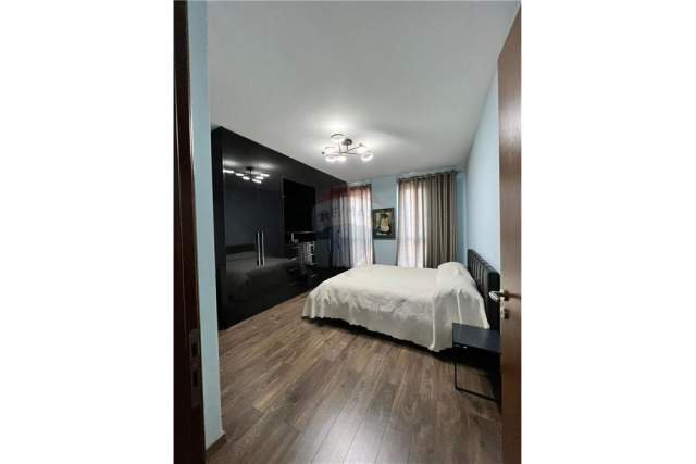 Tirane, partament 140 m² 1.200 Euro (ambasador 2)