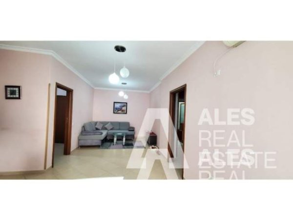 Tirane, shitet apartament 2+1 Kati 4, 967 m² 106.000 Euro (sokrat miho)