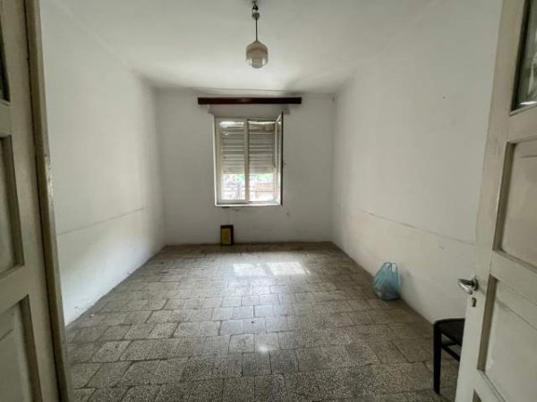 Tirane, shitet apartament 2+1+BLK Kati 6, 60 m² 95.000 Euro (Pallatet Agimi)