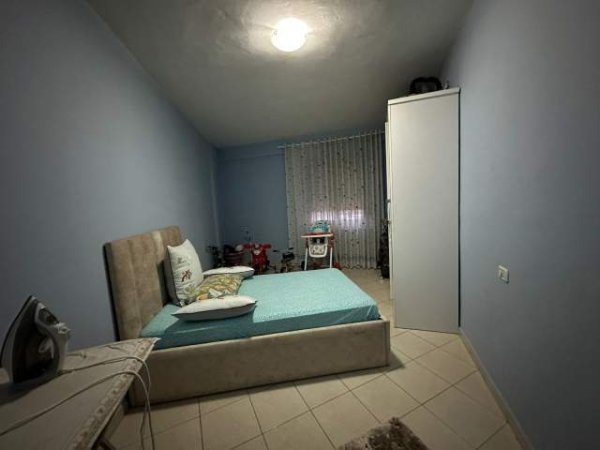 Tirane, shitet apartament 2+1+A+BLK Kati 3, 126 m² 95.000 Euro (Rruga Kastriotet)