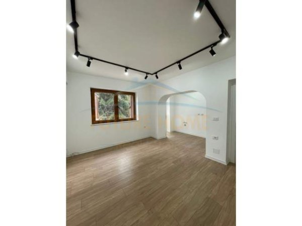 Tirane, jepet me qera apartament 1+1+BLK Kati 2, 58 m² 500 Euro (rruga elbasanit)