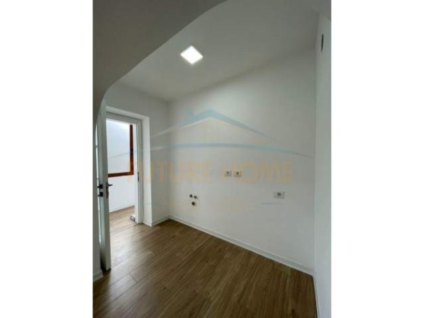 Tirane, jepet me qera apartament 1+1+BLK Kati 2, 58 m² 500 Euro (rruga elbasanit)