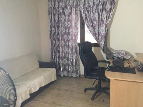 Tirane, jepet me qera apartament 2+1+BLK Kati 1, 100 m² 300 Euro (Todi shkurti)