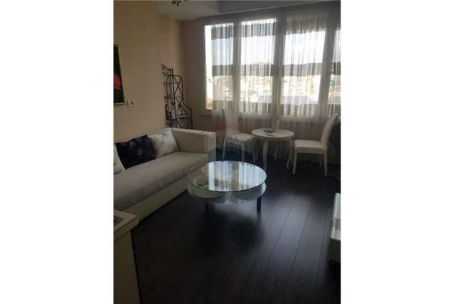 Tirane, jepet me qera apartament 70 m² 450 Euro (rruga elbasanit)