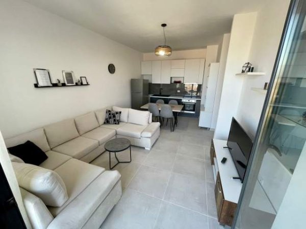 Tirane, jepet me qera apartament 1+1+BLK Kati 3, 56 m² 400 Euro (Kongresi i manastirit)