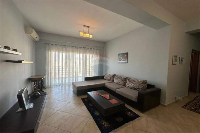 Tirane, jepet me qera apartament 2+1+A Kati 6, 105 m² 600 Euro (Tirane e Re)