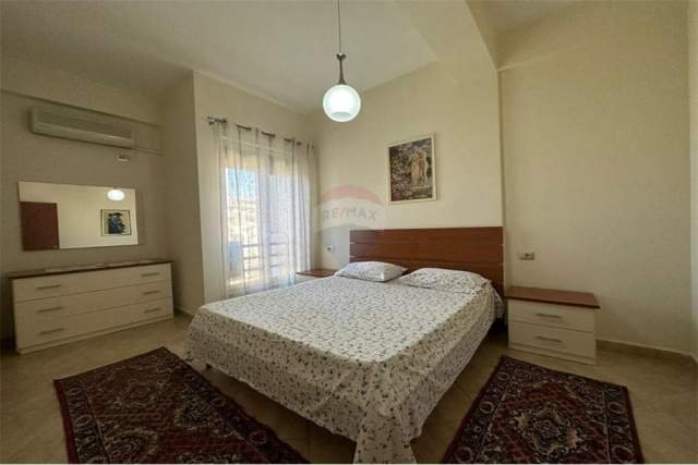 Tirane, jepet me qera apartament 2+1+A Kati 6, 105 m² 600 Euro (Tirane e Re)