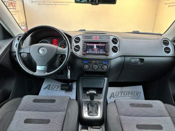 Tirane, shes xhip Volkswagen tiguan Viti 2009, 10.400 Euro