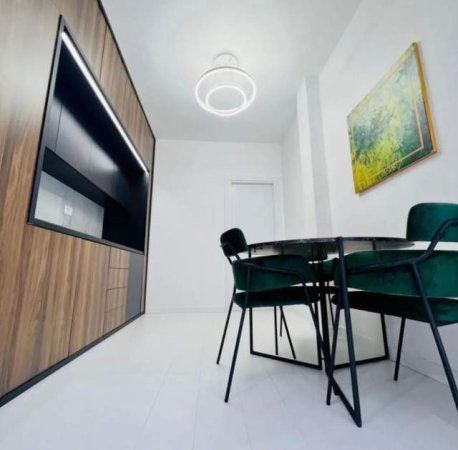 Tirane, shes apartament 1+1 Kati 2, 73 m² 110.000 Euro (Rruga e Kavajes)