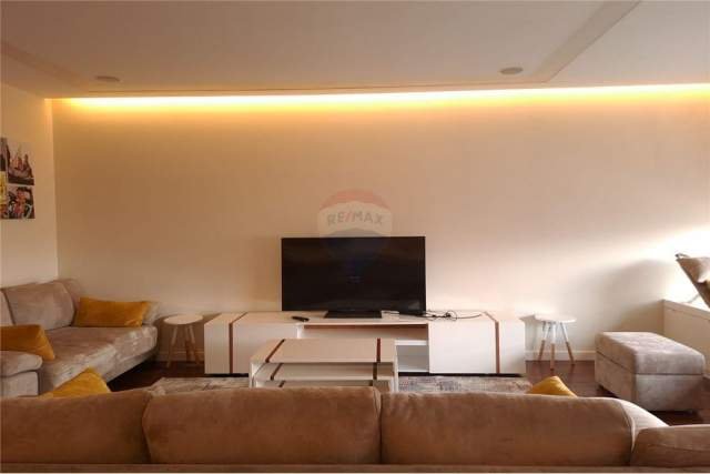Tirane, jepet me qera apartament 2+1+BLK Kati 8, 125 m² 1.500 Euro (stadiumi aer albania)