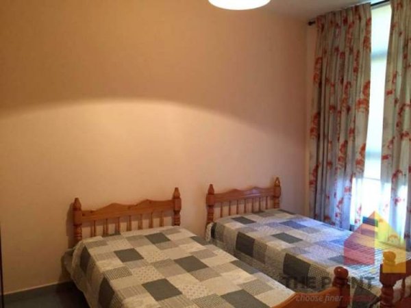 Tirane, jepet me qera apartament 2+1 Kati 4, 117 m² 600 Euro (Rruga Papa Gjon Pali II)