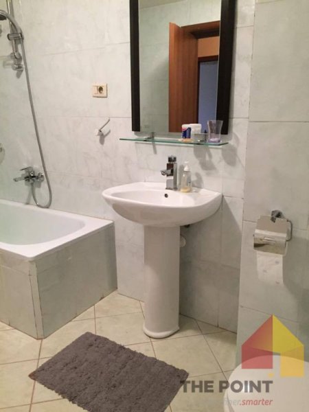 Tirane, jepet me qera apartament 2+1 Kati 4, 117 m² 600 Euro (Rruga Papa Gjon Pali II)