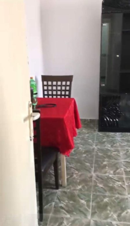 Tirane, jepet me qera apartament 1+1 Kati 3, 60 m² 30.000 Leke (21 Dhjetori)