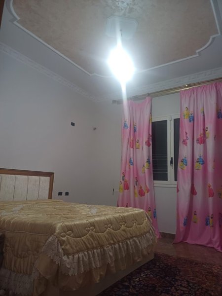 Vlore, jepet me qera apartament 2+1 Kati 1, 400 €