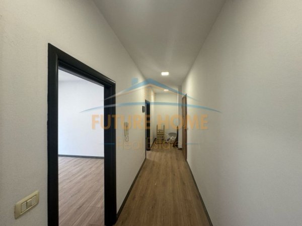 Tirane, shitet apartament 2+1 Kati 5, 82 m² 185.000 € (Komuna e Parisit, prane Kristal Center)
