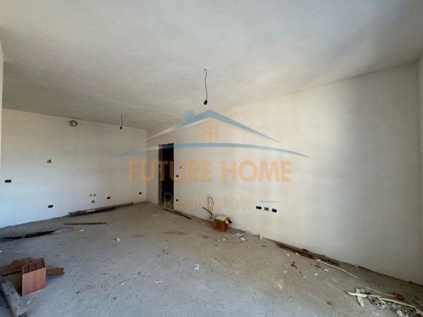 Tirane, shitet apartament 2+1+Ballkon Kati 2, 117 m² 199.000 € (Kompleksi Orbital, Bulevardi i Ri, Tiranë)