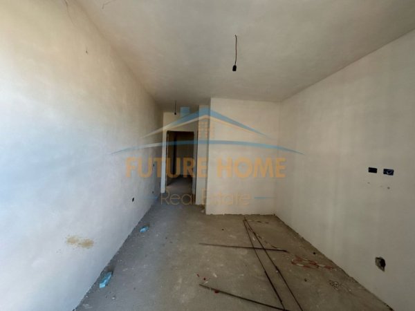 Tirane, shitet apartament 2+1+Ballkon Kati 2, 117 m² 199.000 € (Kompleksi Orbital, Bulevardi i Ri, Tiranë)