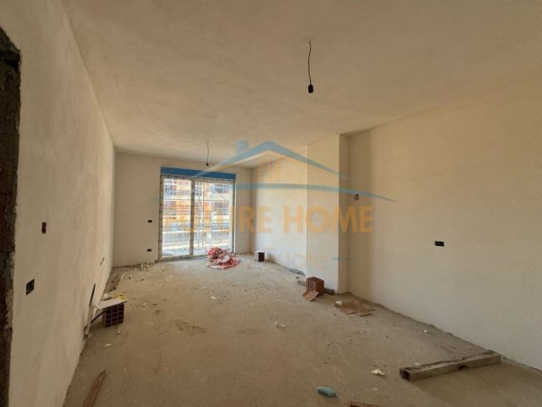 Tirane, shitet apartament 2+1+Ballkon Kati 2, 117 m² 199.000 € (Kompleksi Orbital, Bulevardi i Ri, Tiranë)