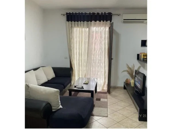 Tirane, jepet me qera apartament 1+1 Kati 2, 52 m² 475 € (Siri kodra)