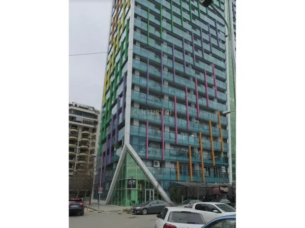 Tirane, shitet apartament 2+1 Kati 3, 127 m² 470.000 € (Faik konica)