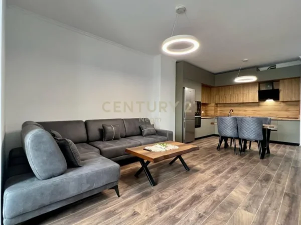 Tirane, jepet me qera apartament 2+1 Kati 7, 127 m² 1.300 € (Pazari i ri)