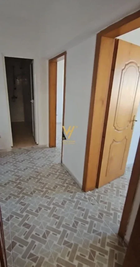 Kavaje, shitet apartament 1+1+Ballkon Kati 5, 55 m² (KAVAJE)  29.000 EURO