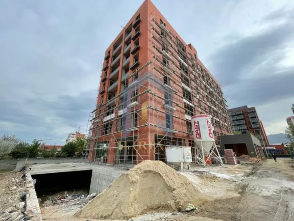 Tirane, shes apartament 2+1+Ballkon Kati 6, 11.178 m² 81.599 € (Kamez Bulevardi Blu)