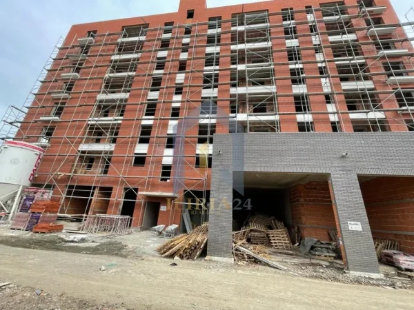 Tirane, shes apartament 2+1+Ballkon Kati 6, 11.178 m² 81.599 € (Kamez Bulevardi Blu)