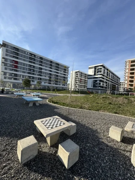 Tirane, shitet apartament 1+1+Ballkon Kati 2, 61 m² 64.000 € (Gryka kacanikut)